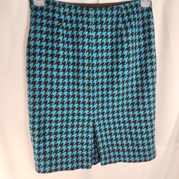 Kate Hill Petite Houndstooth Blue & Black Wool Blend Skirt Size 4P - Picture 3 of 7